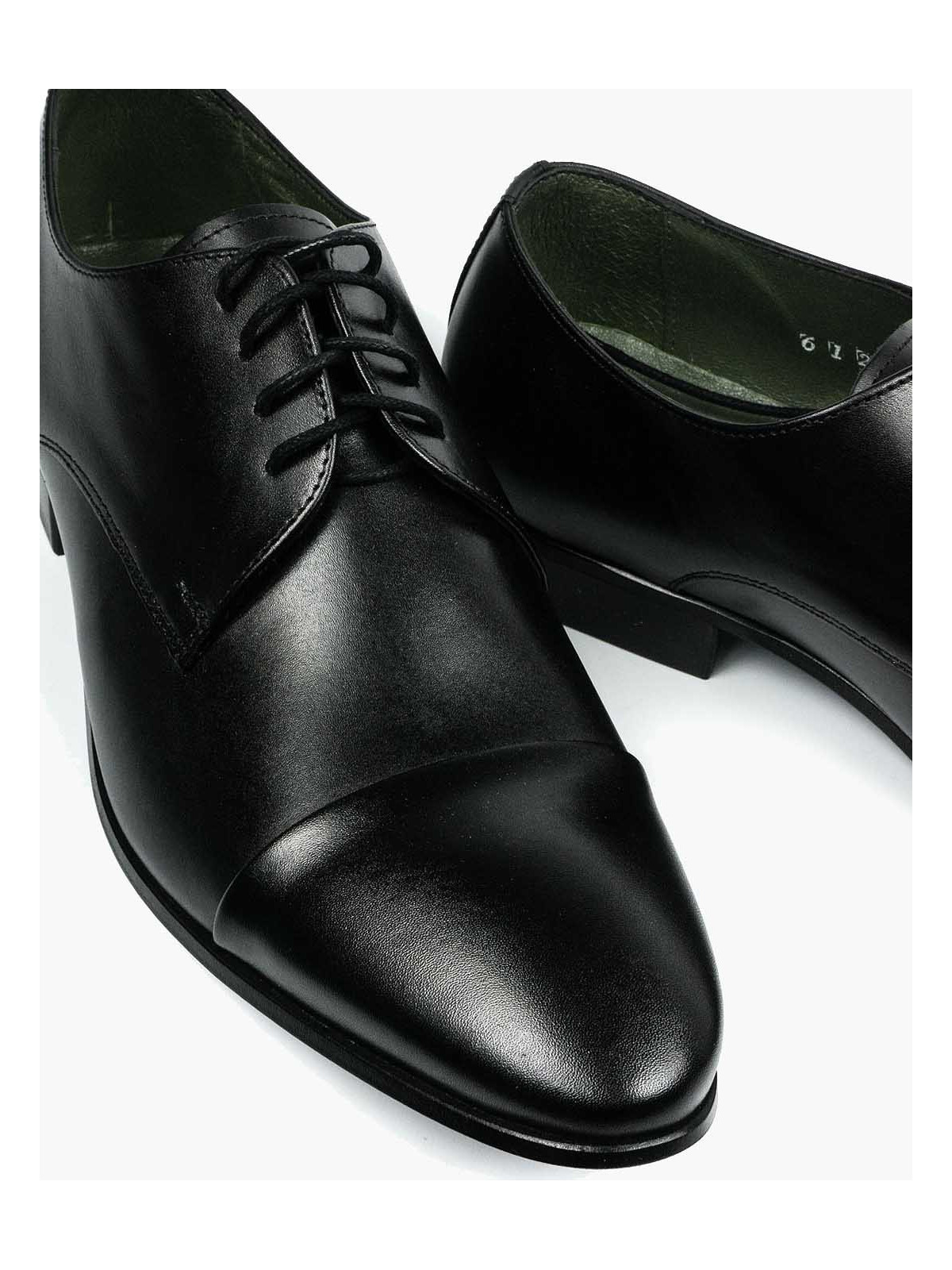 Czarne półbuty męskie skórzane