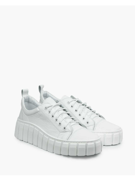 Białe trampki damskie skórzane