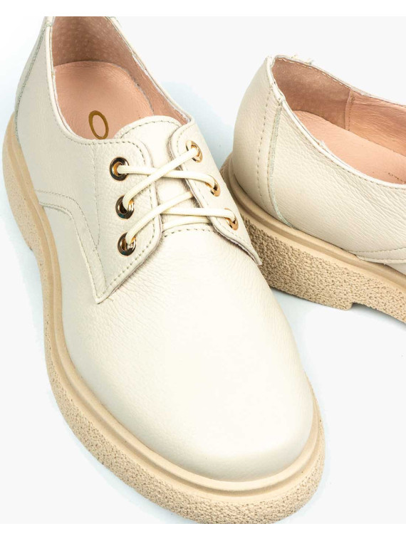 Beżowe półbuty damskie skórzane