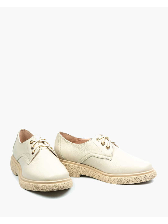 Beżowe półbuty damskie skórzane