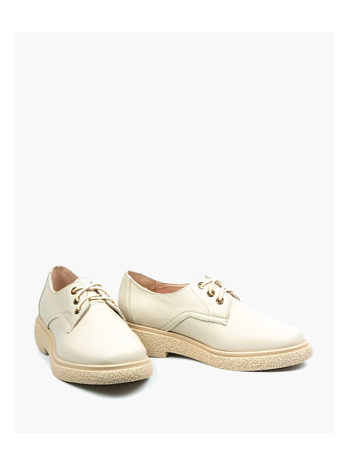 Beżowe półbuty damskie skórzane