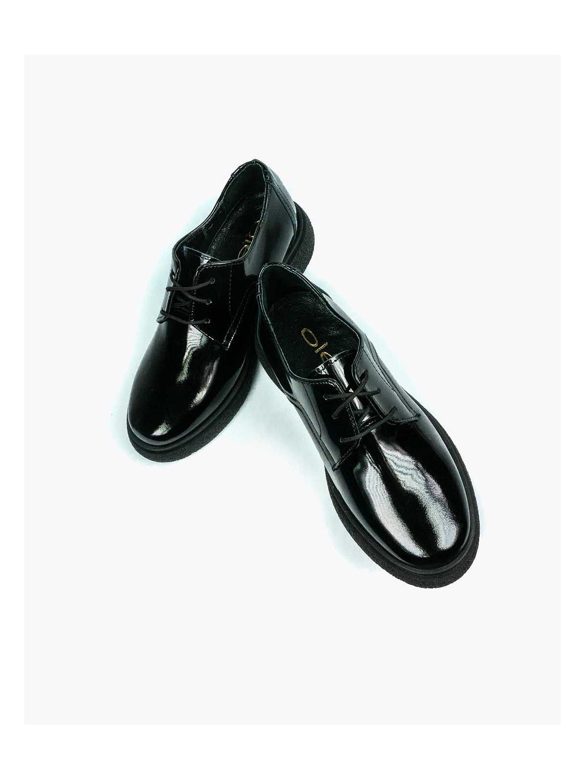 Czarne półbuty damskie skórzane