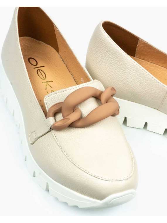 Beżowe półbuty damskie skórzane