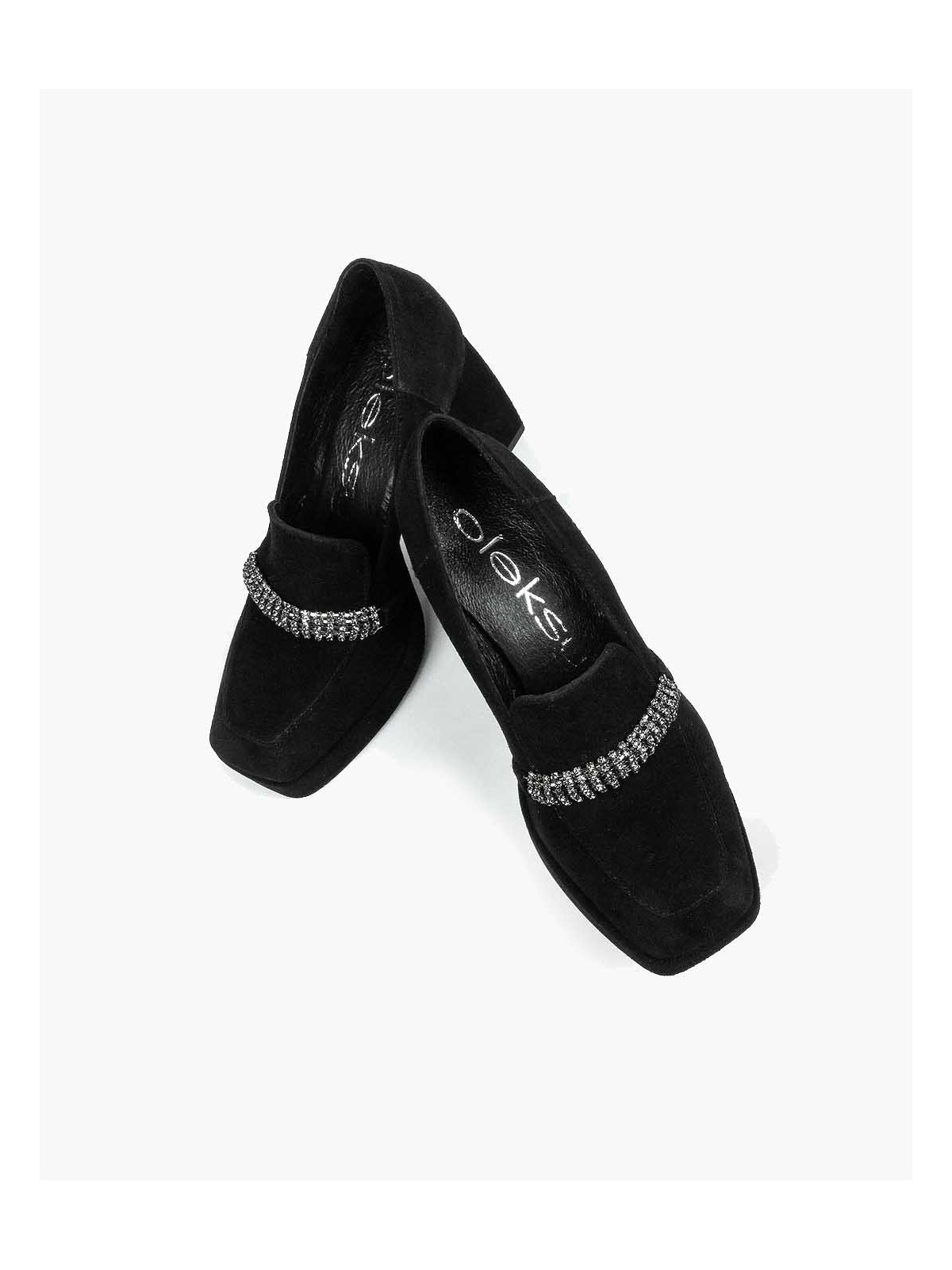 Czarne półbuty damskie skórzane