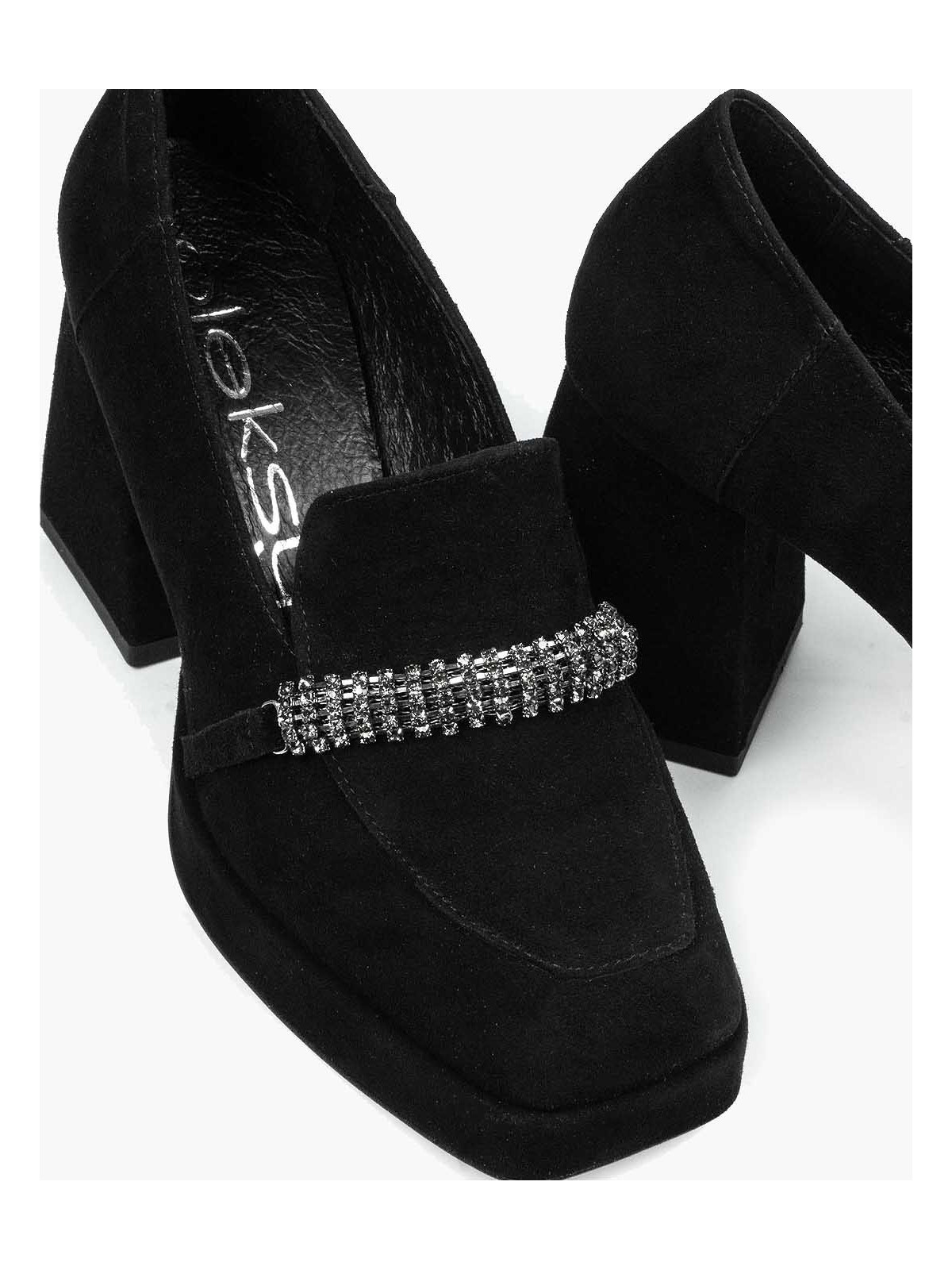 Czarne półbuty damskie skórzane