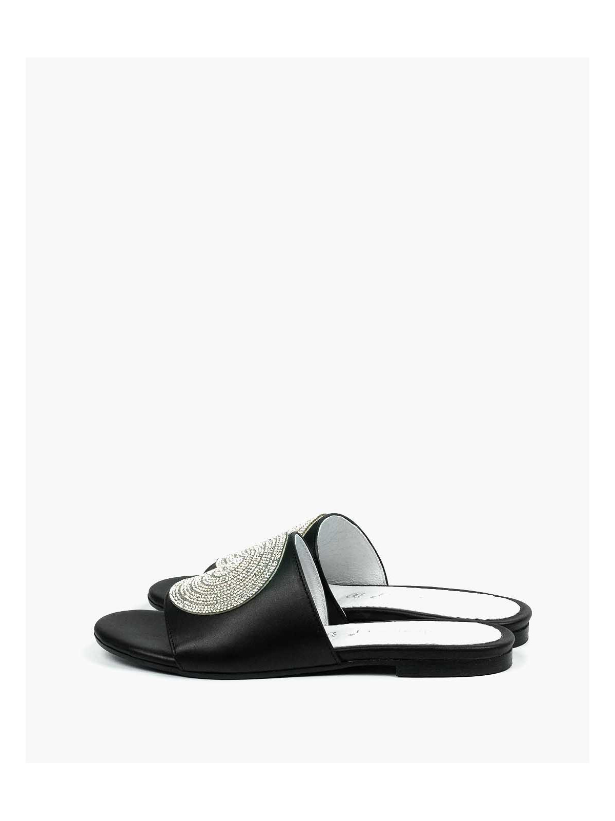 Czarne klapki damskie skórzane