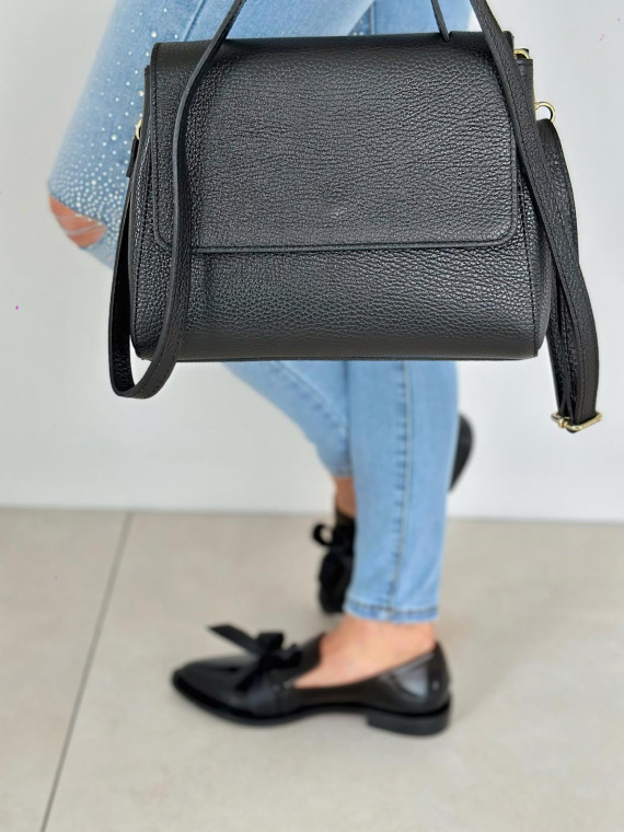 Czarna torebka damska skórzana