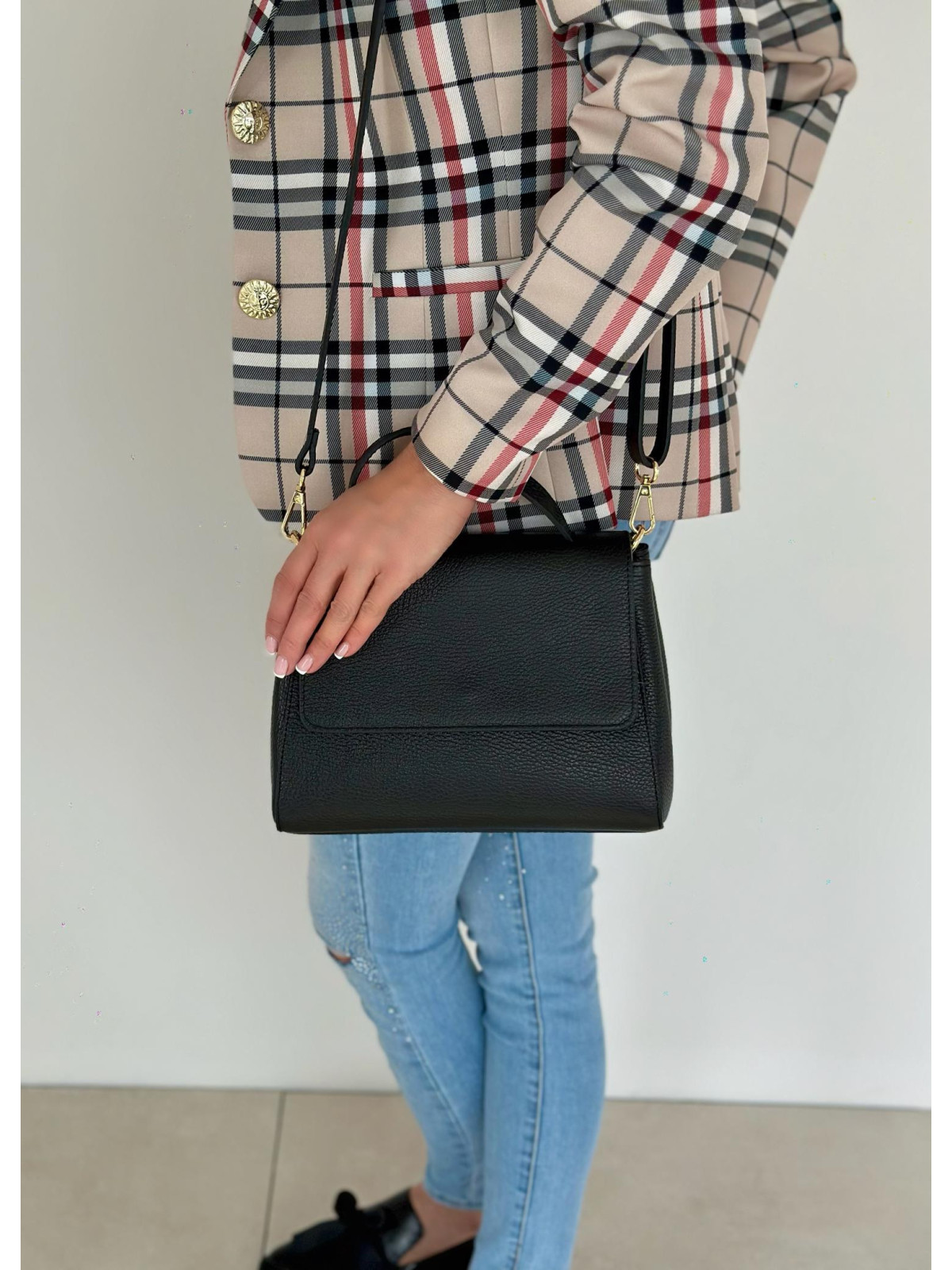 Czarna torebka damska skórzana