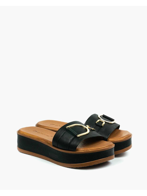 Czarne klapki damskie skórzane