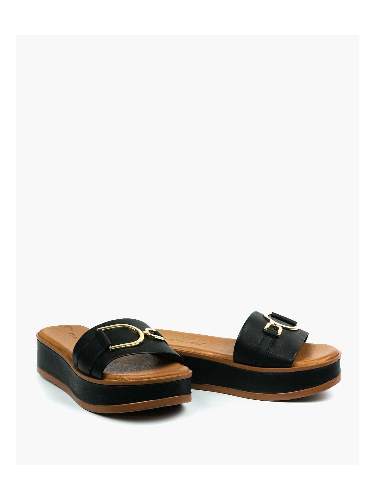 Czarne klapki damskie skórzane