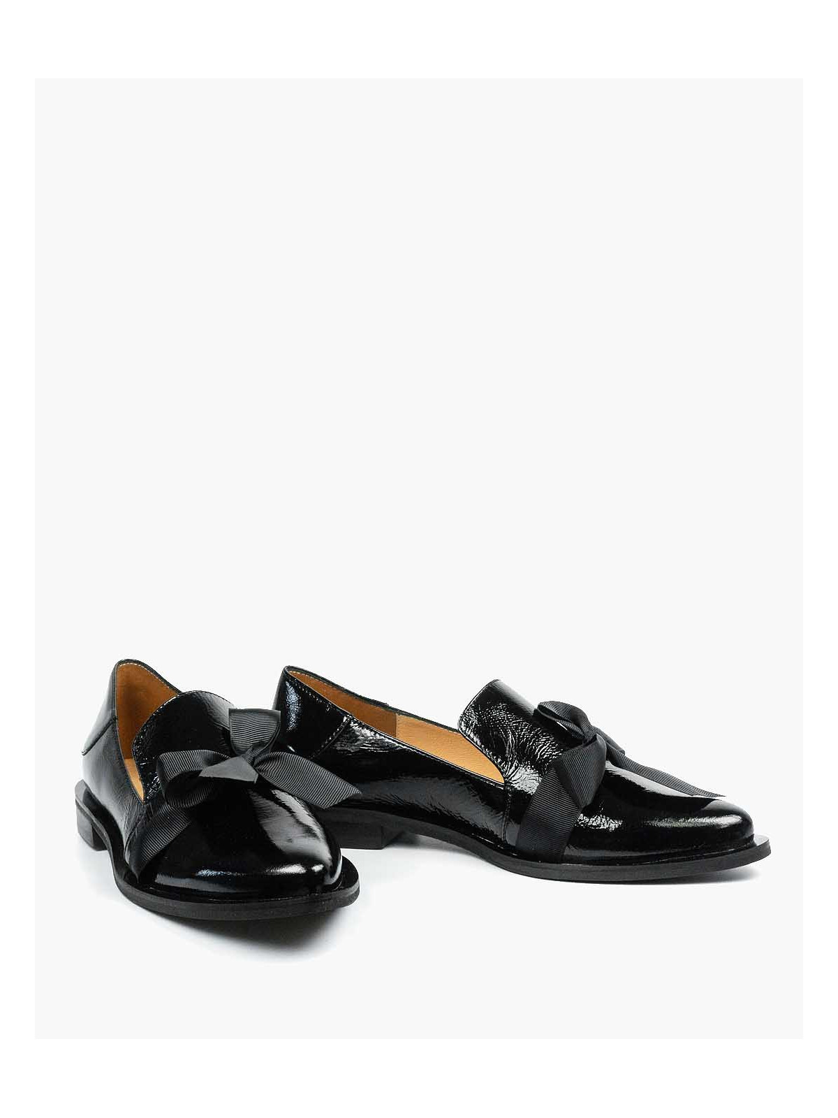 Czarne mokasyny damskie skórzane