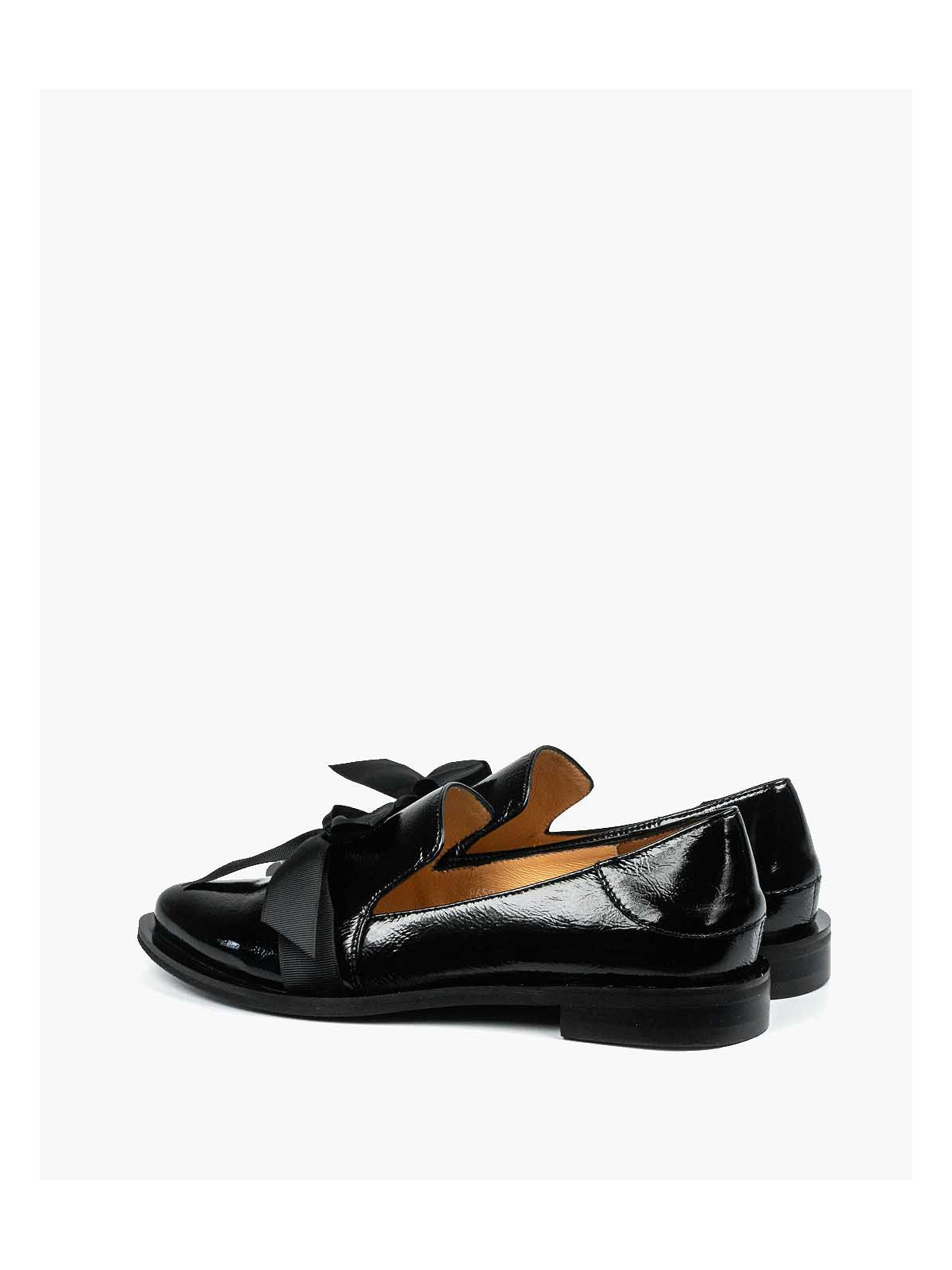 Czarne mokasyny damskie skórzane