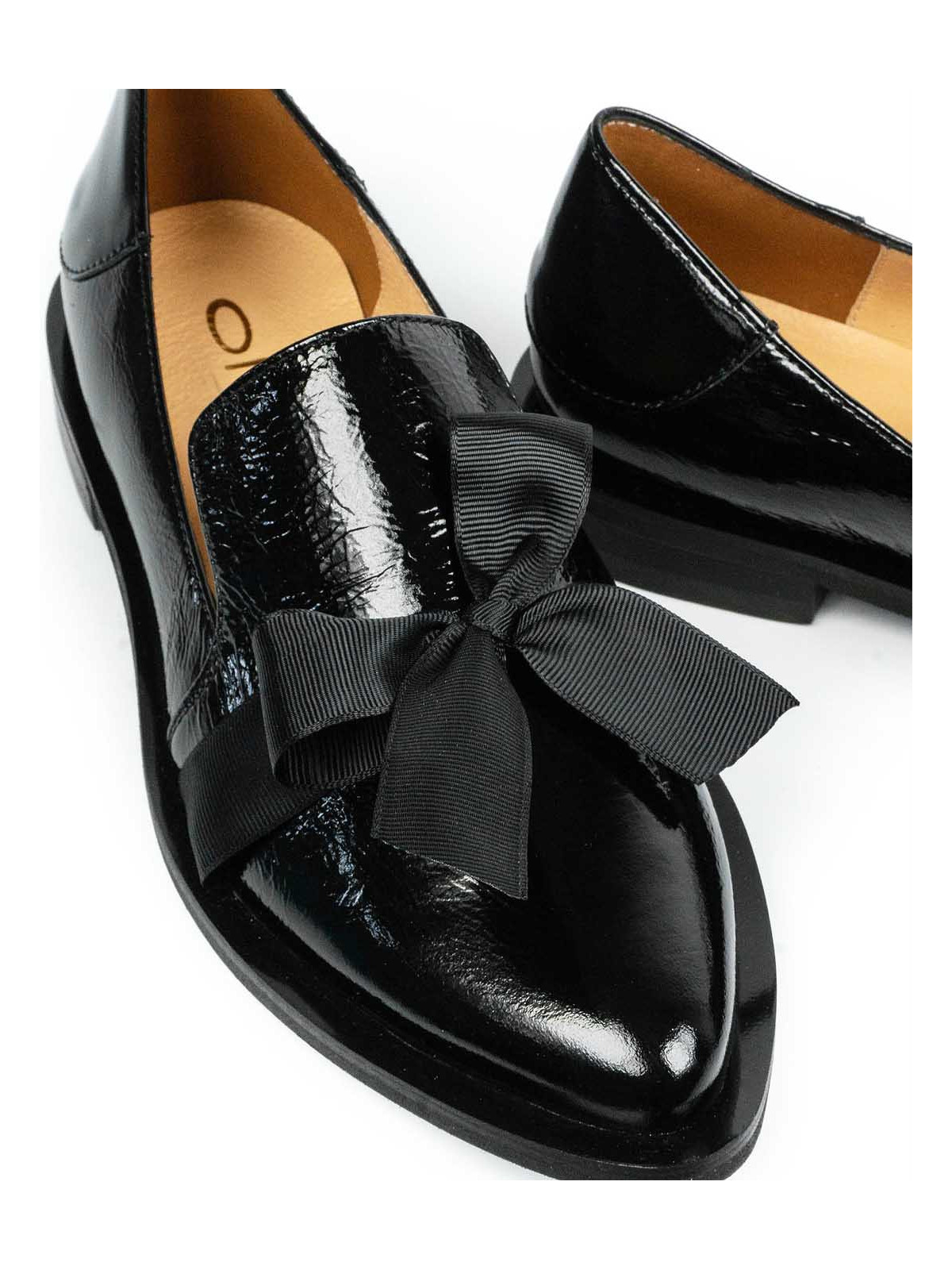 Czarne mokasyny damskie skórzane