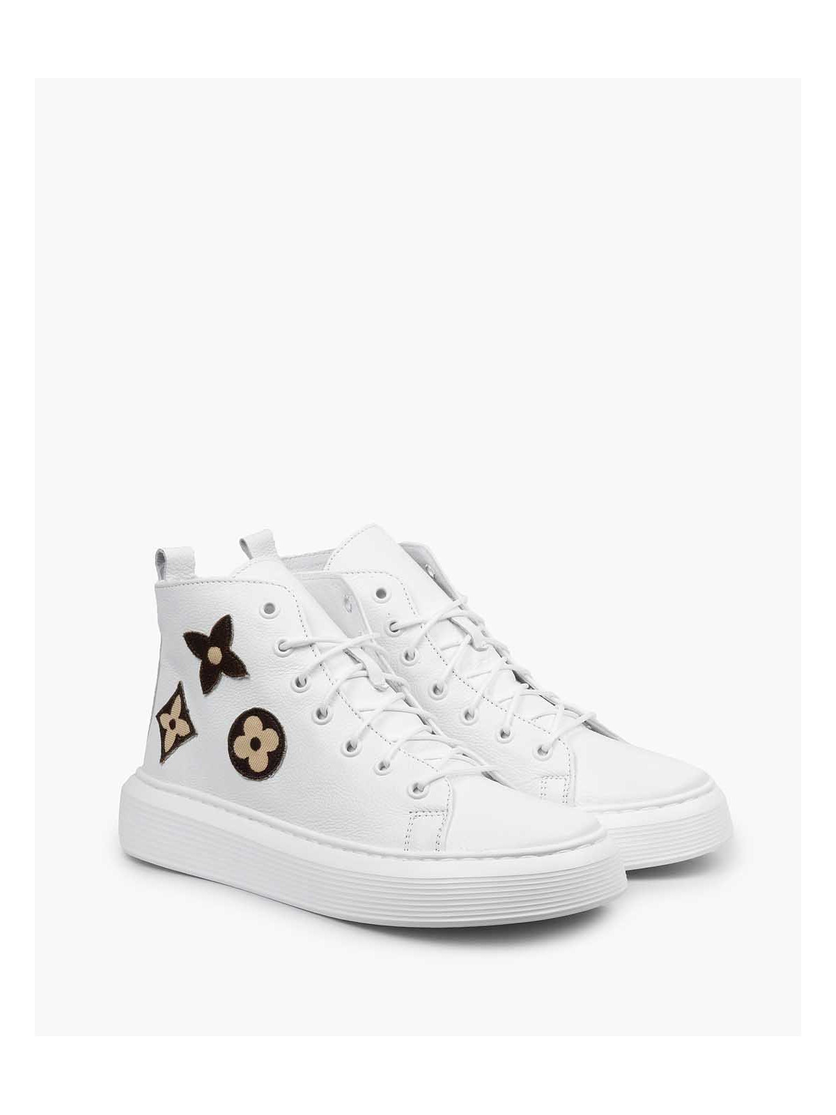 Białe trampki damskie skórzane