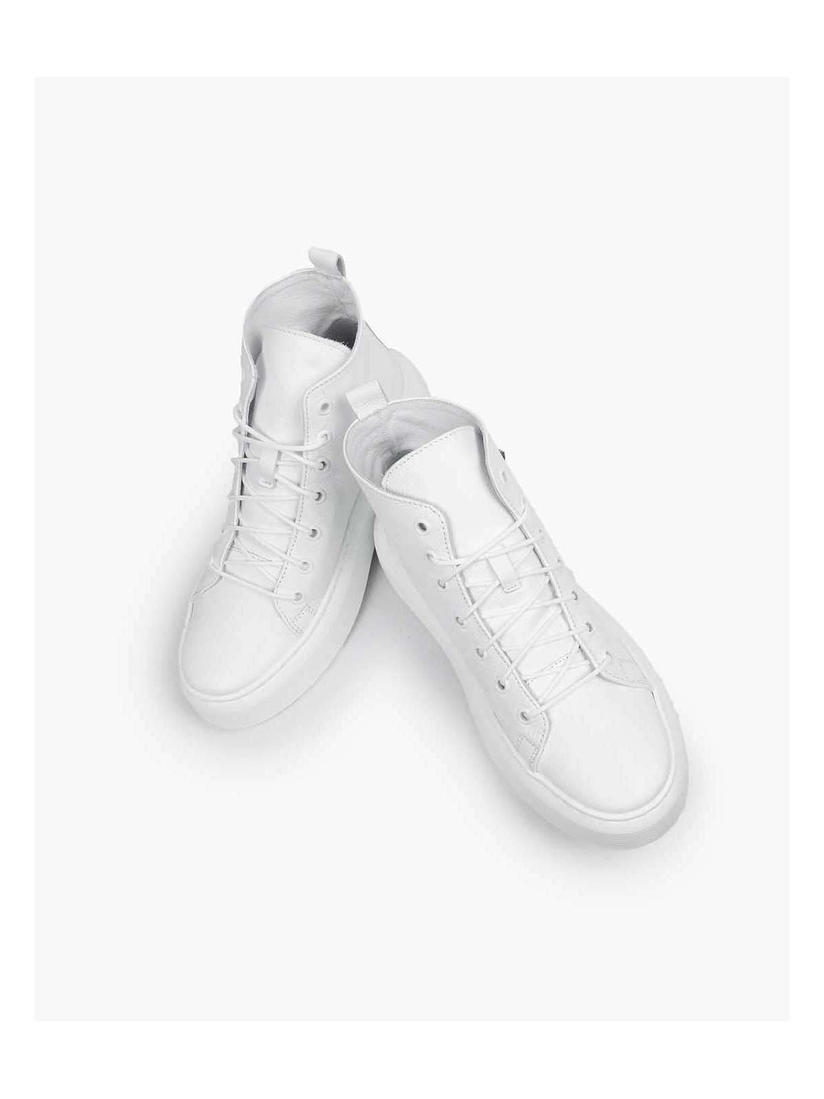 Białe trampki damskie skórzane