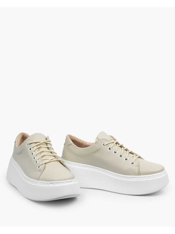 Beżowe trampki damskie skórzane
