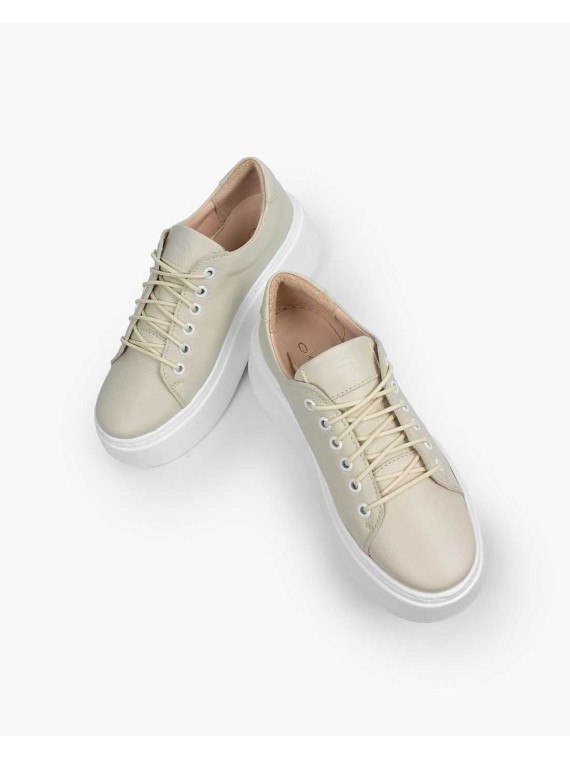 Beżowe trampki damskie skórzane