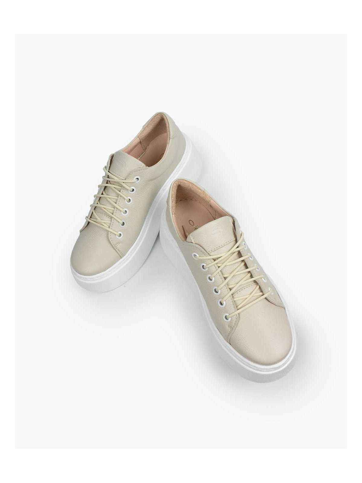 Beżowe trampki damskie skórzane