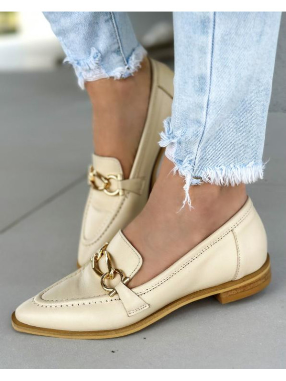 Beżowe mokasyny damskie skórzane