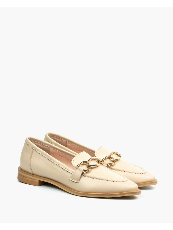 Beżowe mokasyny damskie skórzane