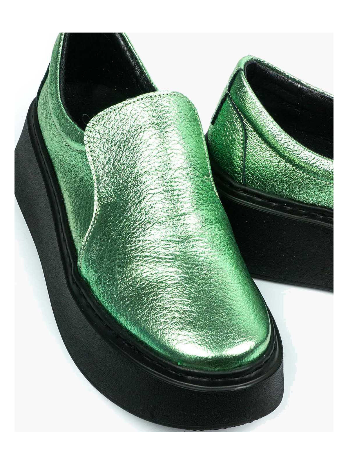 Zielone półbuty damskie skórzane