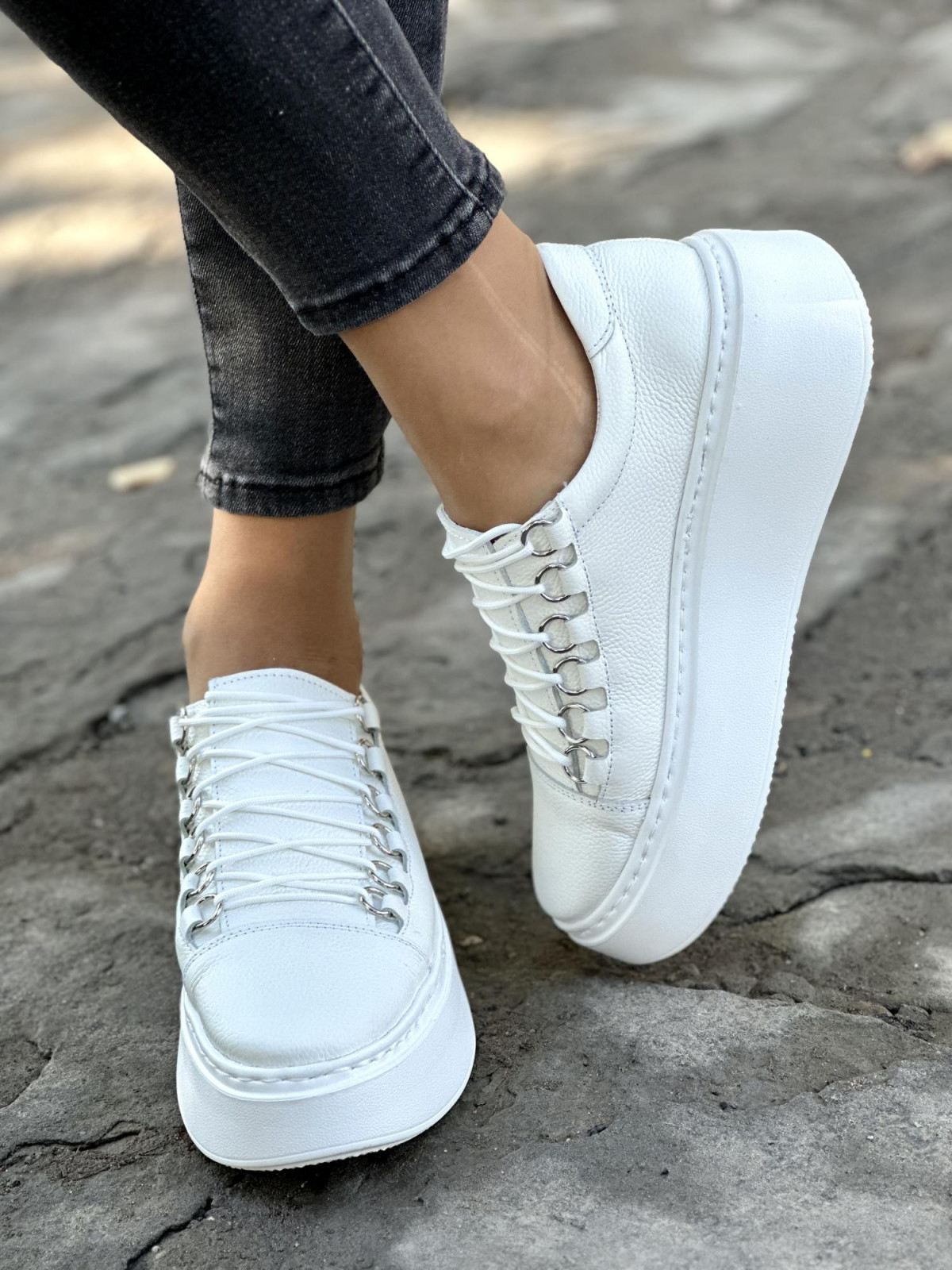 Stylowe sneakersy OLEKSY ze skóry Polskiej produkcji