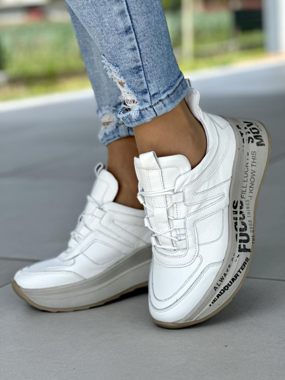 Biale-wygodne-sneakersy-damskie-skorzane-OLEKSY-polskiej-produkcji