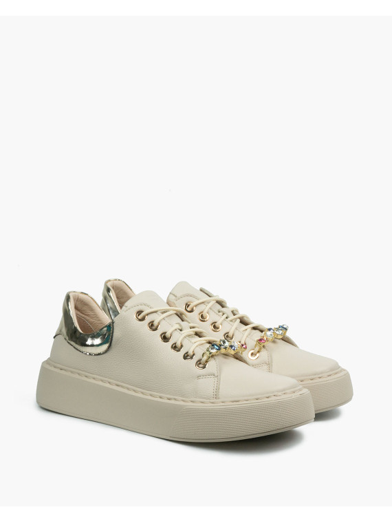 Beżowe trampki damskie skórzane