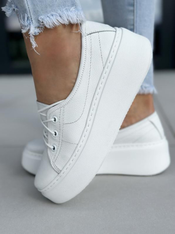 Białe trampki damskie skórzane