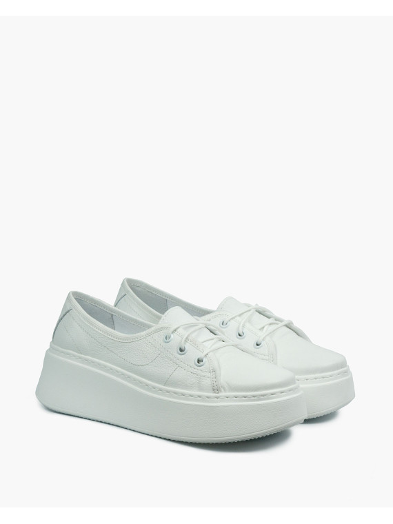 Białe trampki damskie skórzane