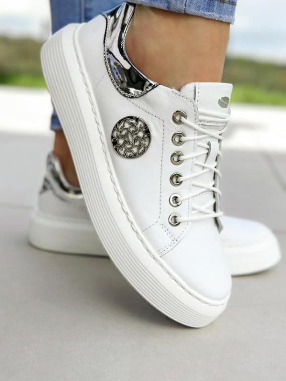Białe trampki damskie skórzane
