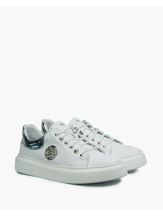 Białe trampki damskie skórzane