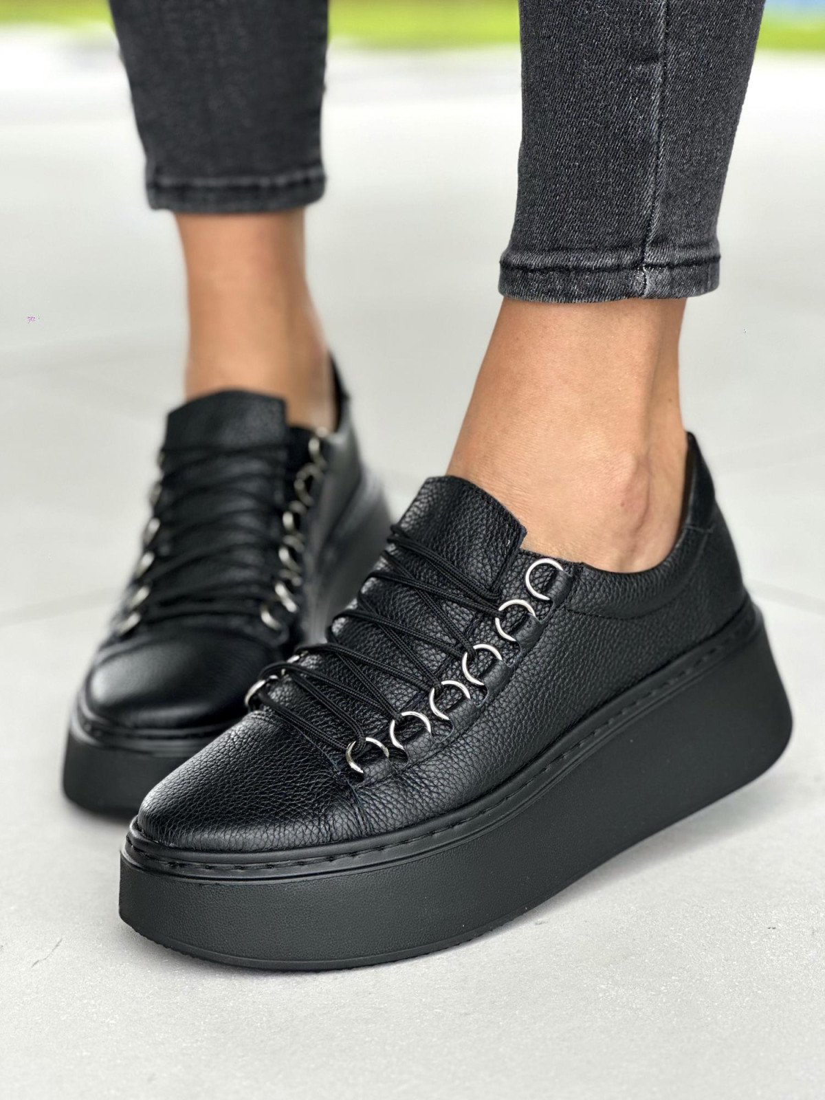 Czarne trampki damskie skórzane