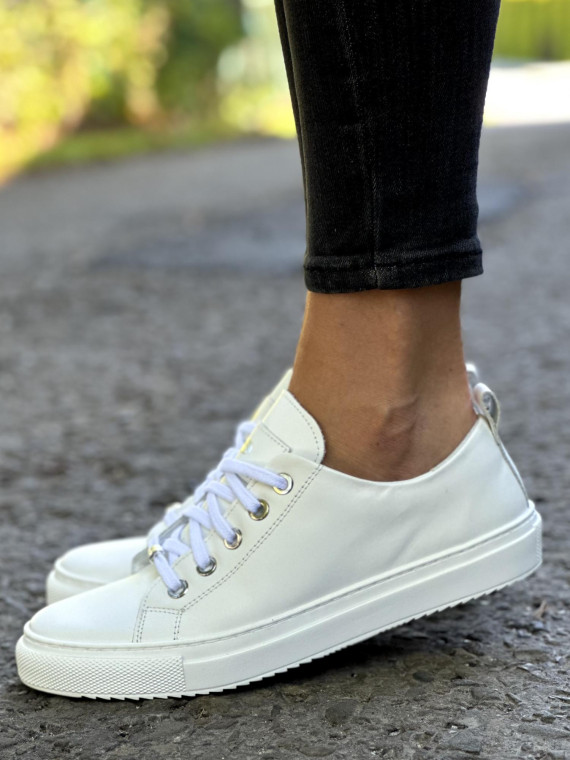 Białe trampki damskie  skórzane