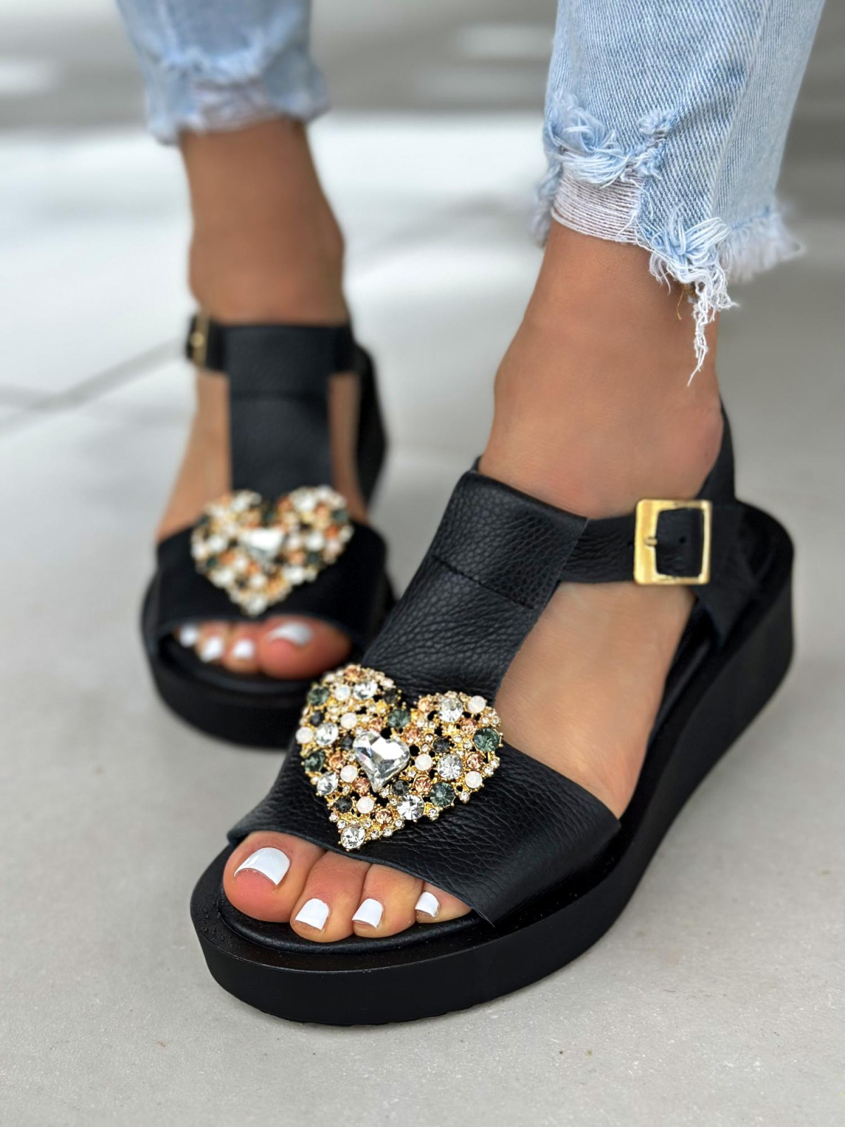 Czarne sandały damskie skórzane