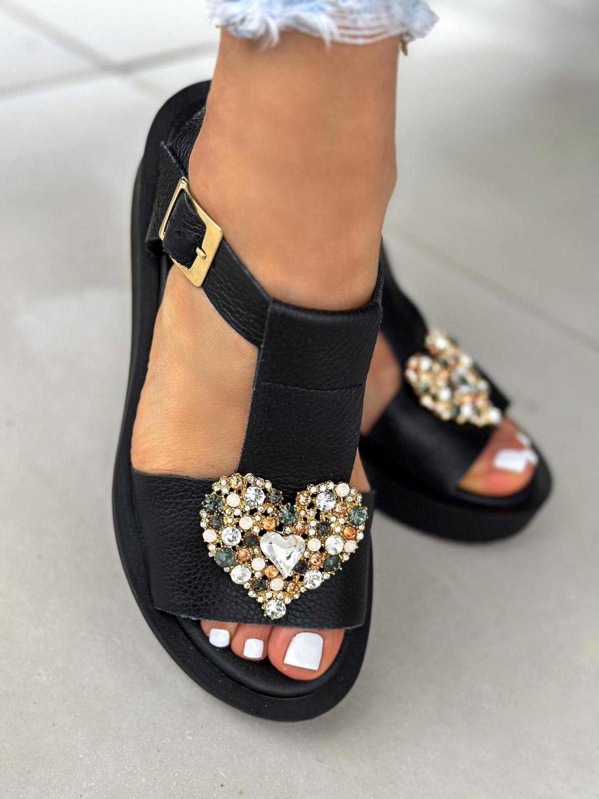 Czarne sandały damskie skórzane