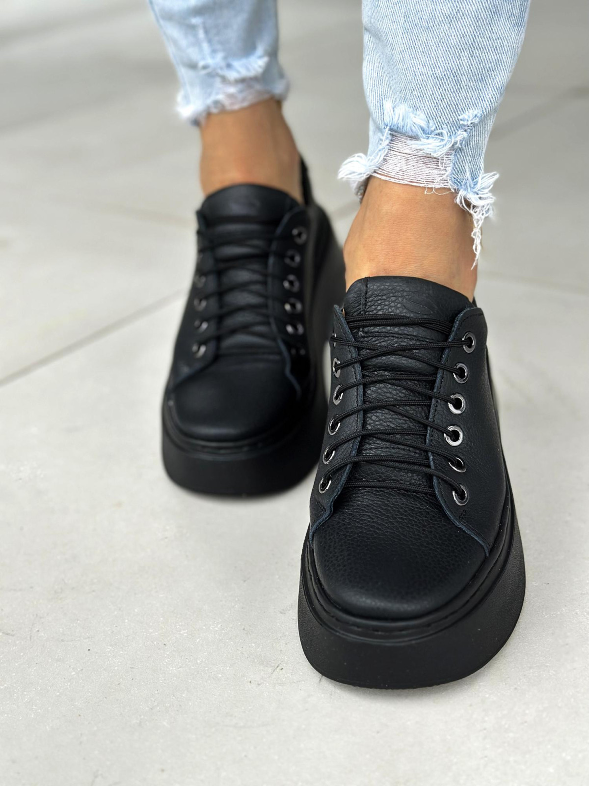 Czarne trampki damskie skórzane