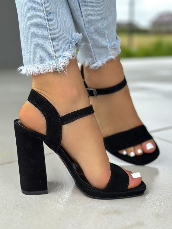 Czarne sandały damskie skórzane