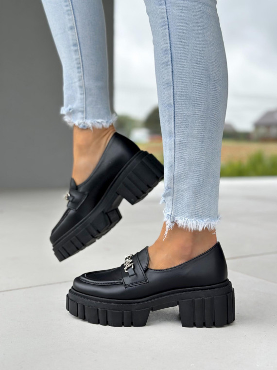 Czarne półbuty damskie skórzane