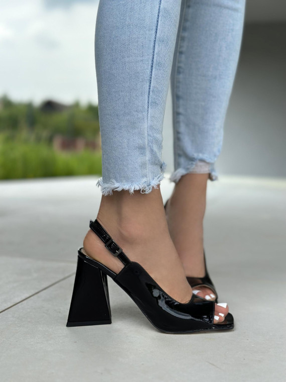 Czarne sandały damskie skórzane