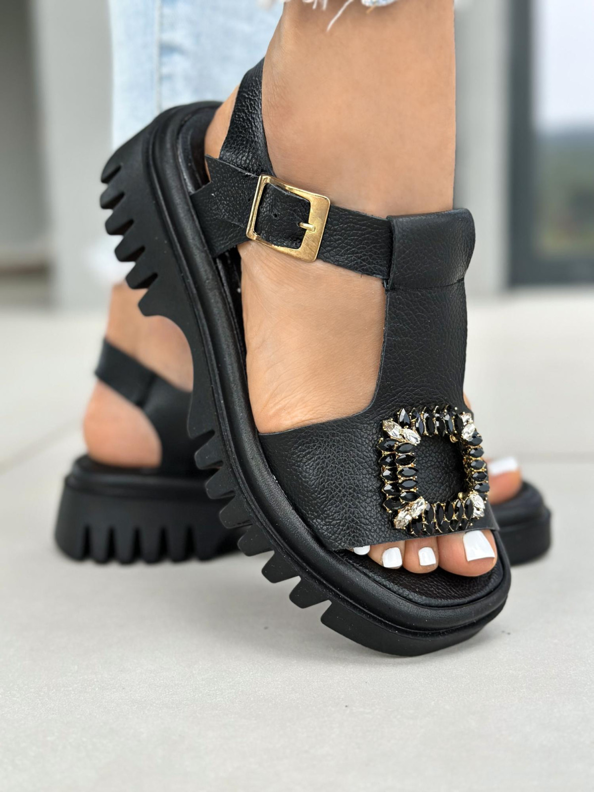 Czarne sandały damskie skórzane