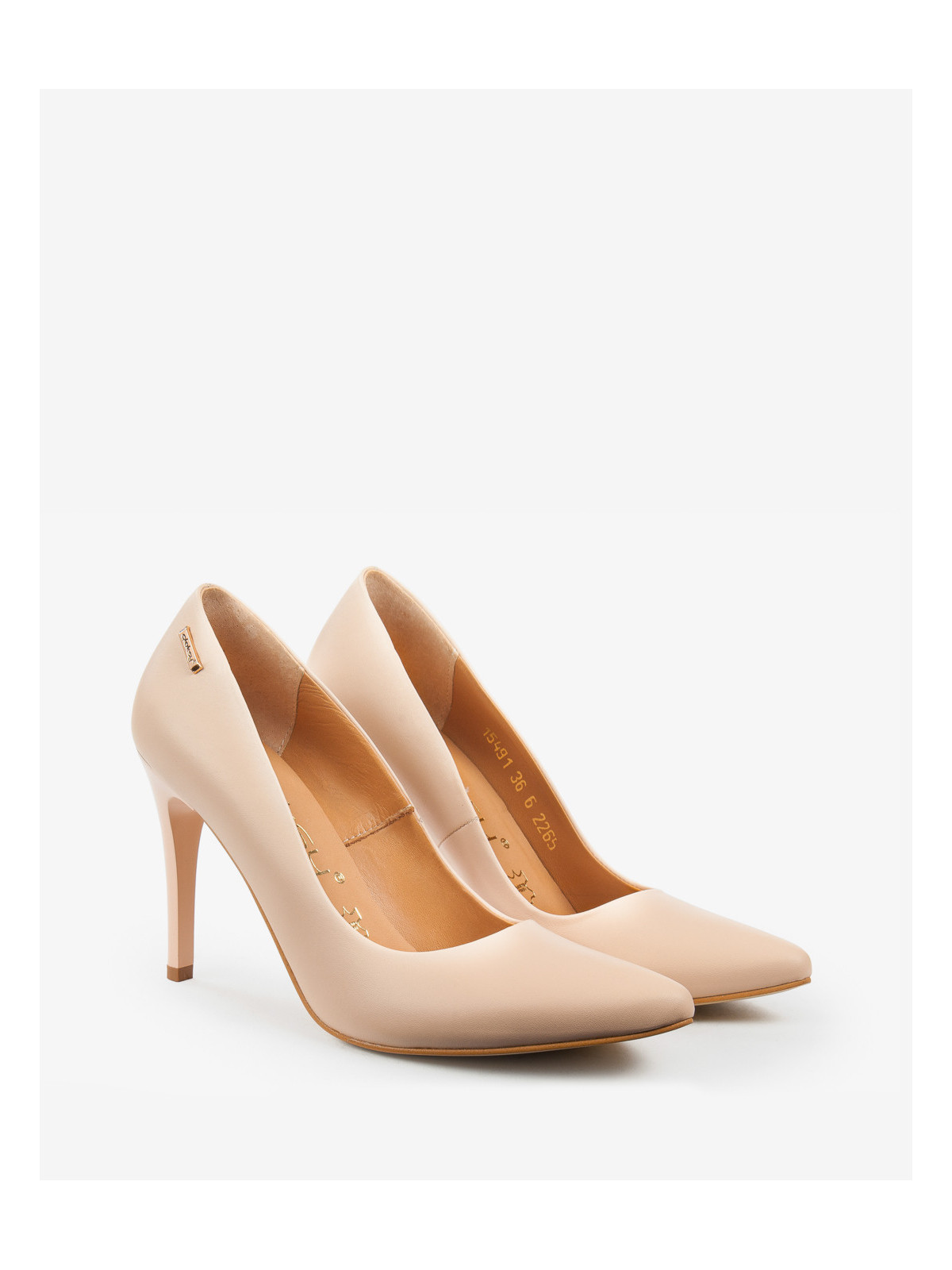 Czółenka beżowe damskie skórzane