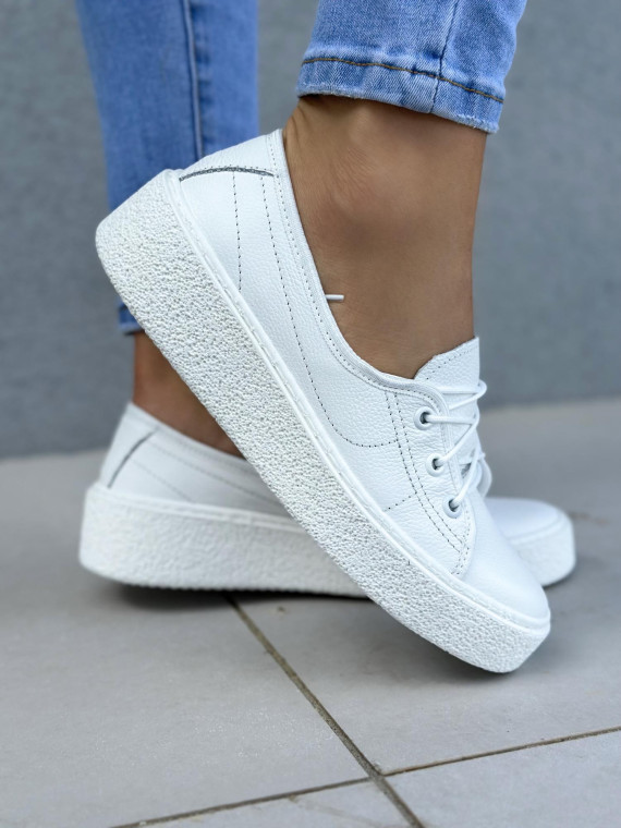 Białe trampki damskie skórzane