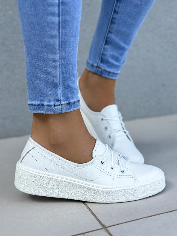 Białe trampki damskie skórzane