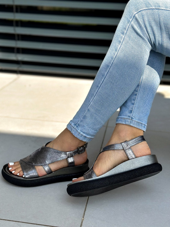 Srebrne sandały damskie skórzane