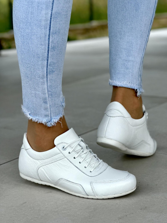 Biale-trampki-damskie-skorzane-OLEKSY-polskiej-produkcji