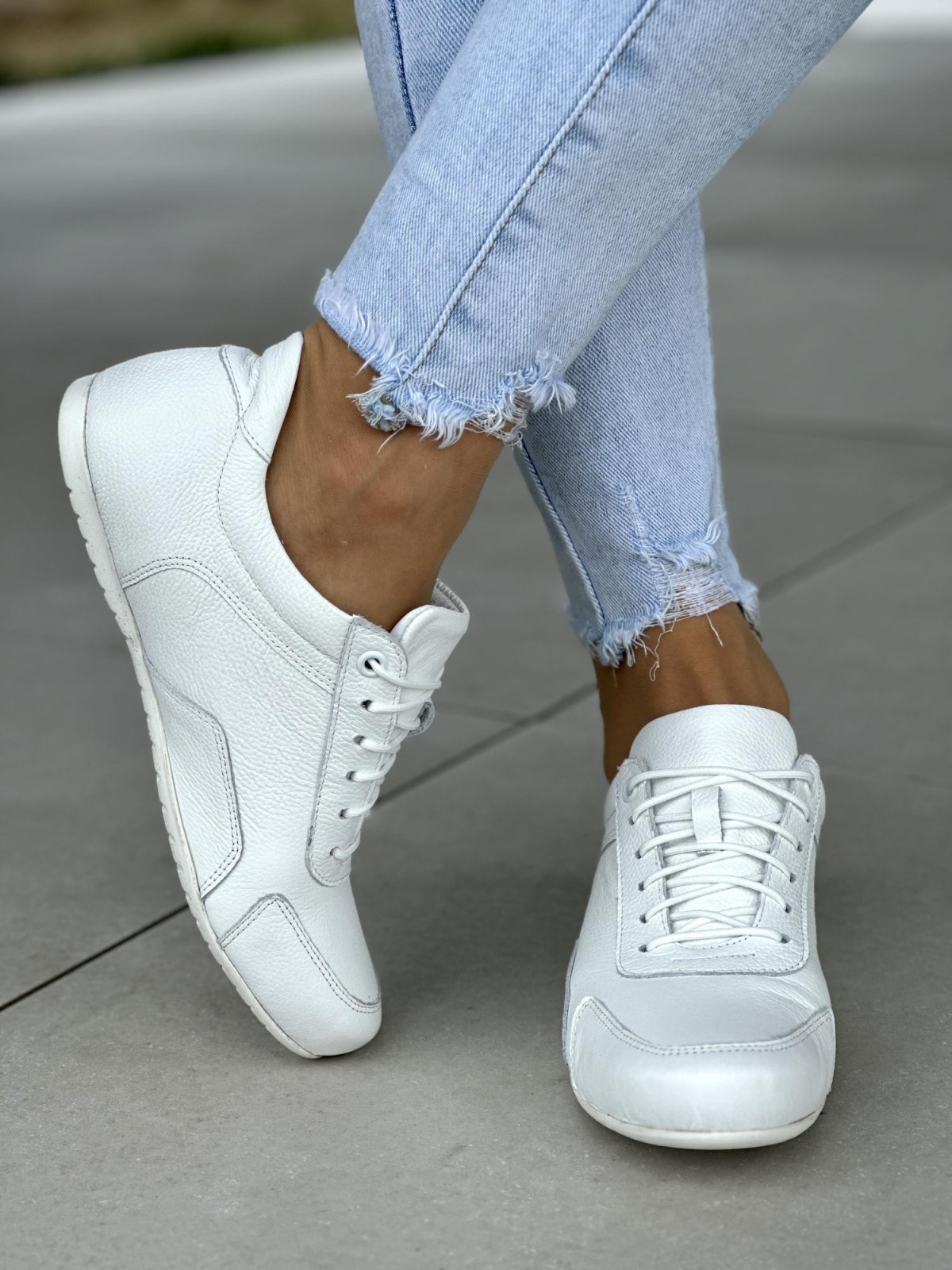 Biale-trampki-damskie-skorzane-OLEKSY-polskiej-produkcji