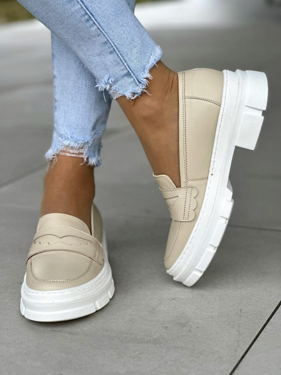 Beżowe mokasyny damskie skórzane OLEKSY polskiej produkcji