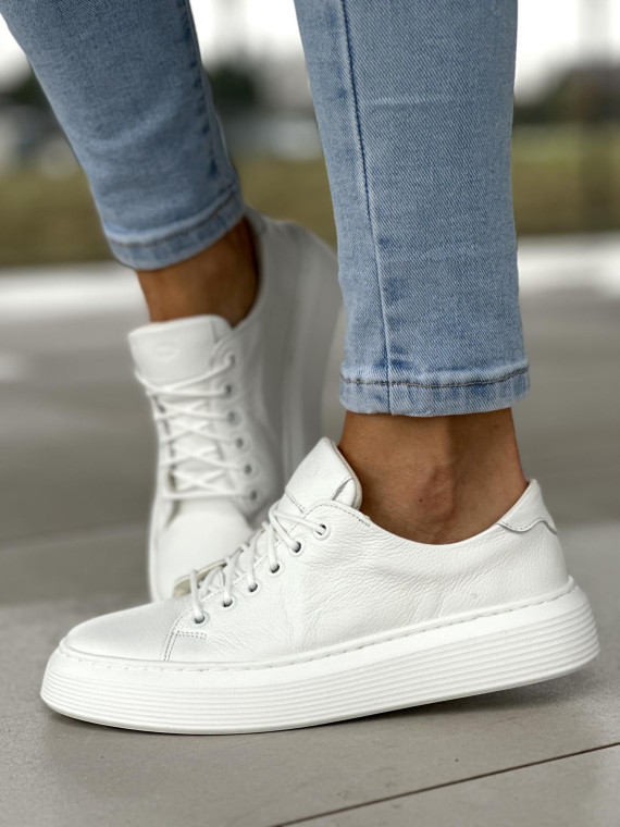 Lekkie białe trampki damskie ze skóry naturalnej