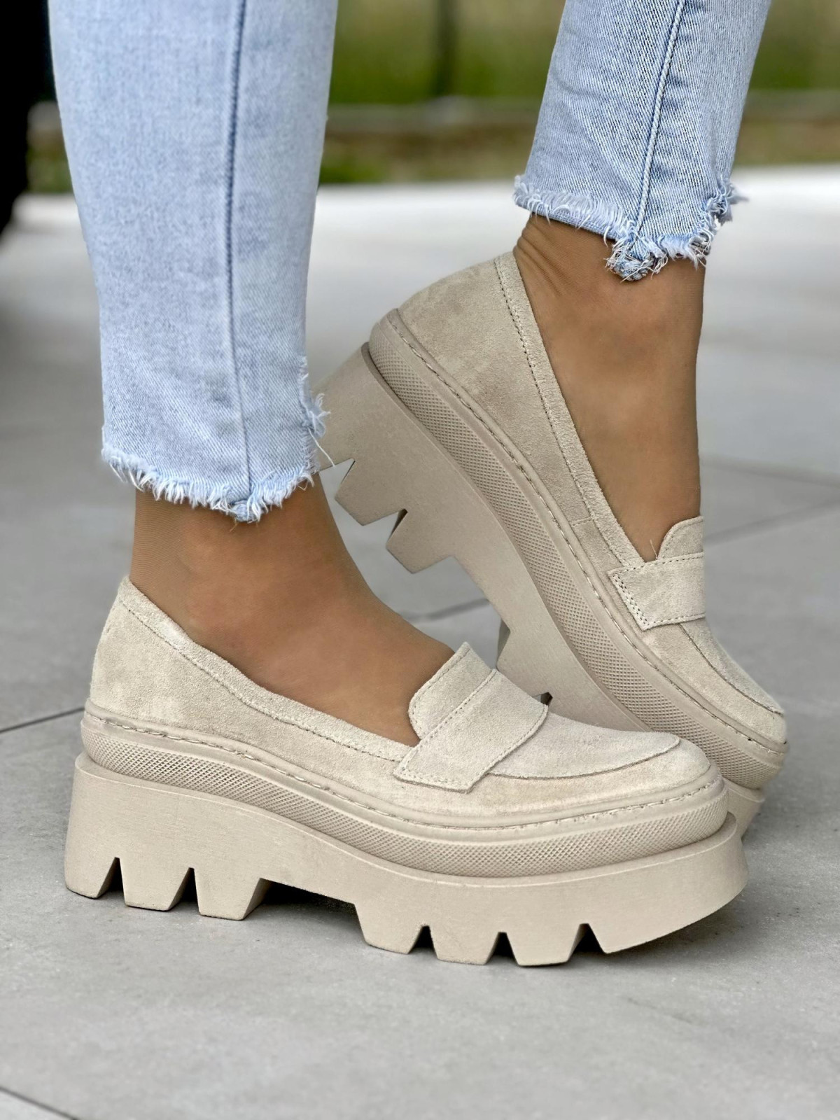 Beżowe mokasyny damskie skórzane OLEKSY polskiej produkcji